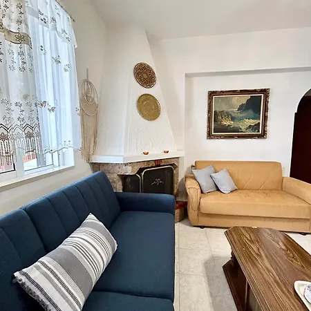 Holiday home Philoxenia House In Asklipio