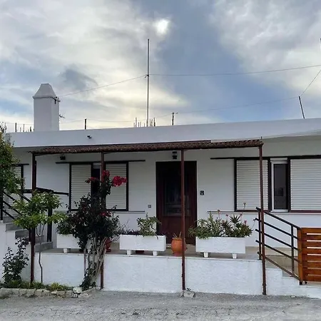 Philoxenia House In Asklipio Holiday home *