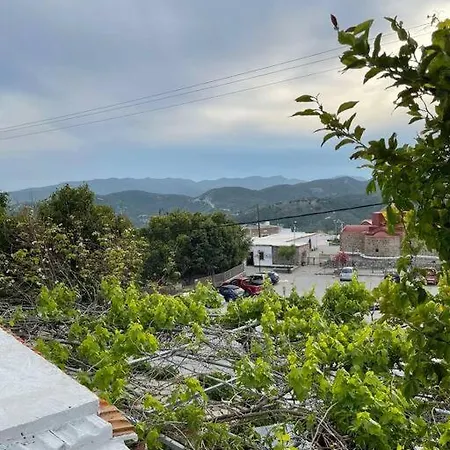 Philoxenia House In Asklipio Casa vacanze Asklipiion