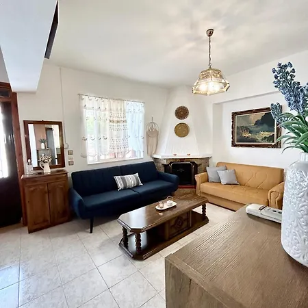 Philoxenia House In Asklipio Holiday home *
