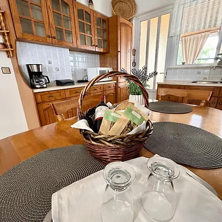 Philoxenia House In Asklipio Holiday home