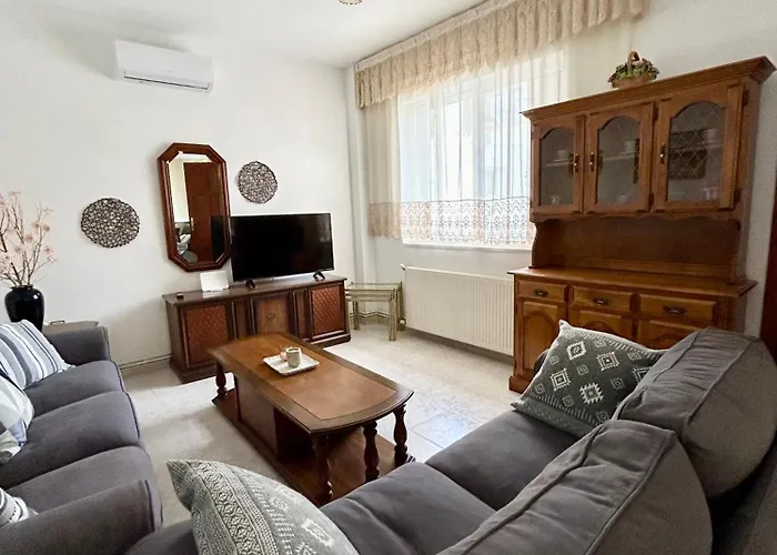 Philoxenia House In Asklipio بيت للعطل